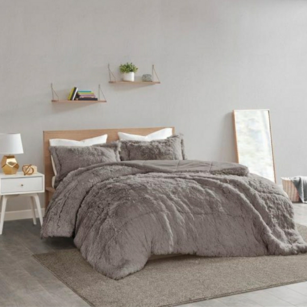 Intelligent Design Shaggy Faux Fur Comforter Set